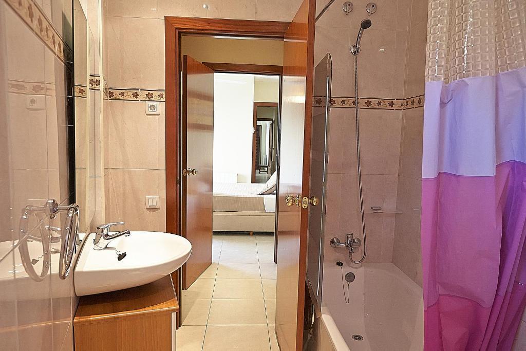 Alguera Apartments Sant Andreu Барселона Стая снимка