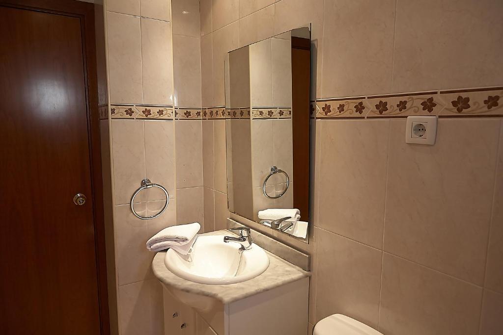 Alguera Apartments Sant Andreu Барселона Стая снимка